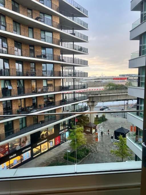 Stylish Apartment Docklands London Luaran gambar